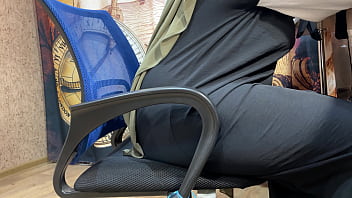 Hijab-wearing Arab MILF pleasures herself at work